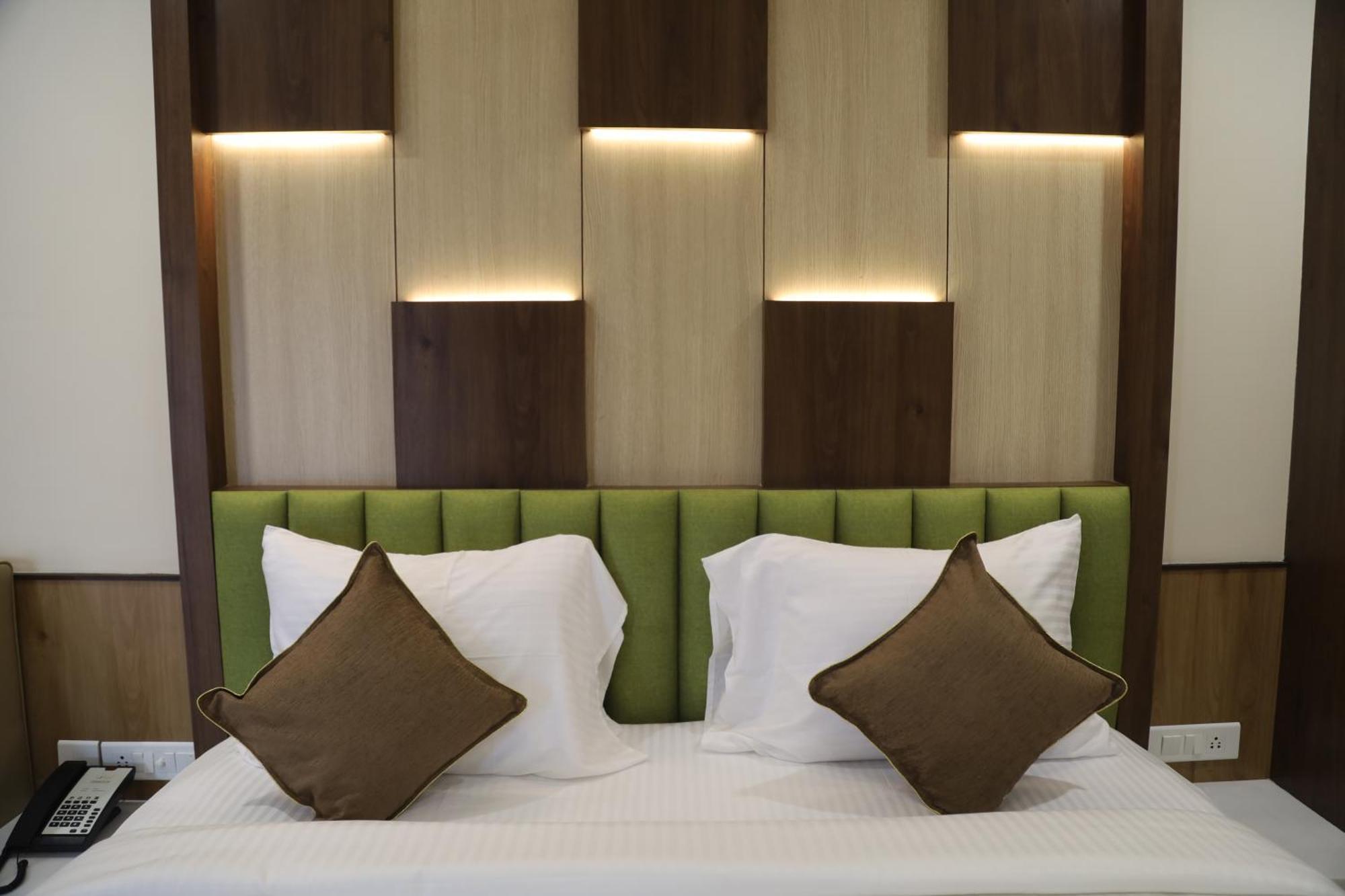 Kings Bury Inn Kumbakonam Εξωτερικό φωτογραφία